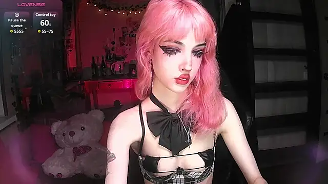 Snapshot of Ink__pleasure chatting on 25, 10, 2025 Ink pleasure online show from 25, 10, 2025