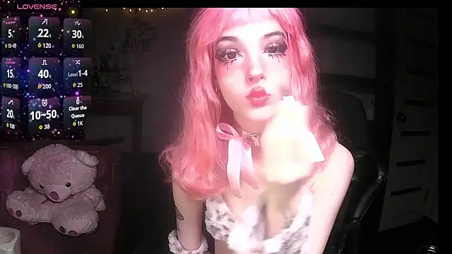 Snapshot of Ink__pleasure chatting on 22, 11, 2025 Ink pleasure online show from 22, 11, 2025