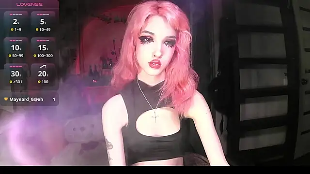 Snapshot of Ink__pleasure chatting on 18, 10, 2025 Ink pleasure online show from 18, 10, 2025