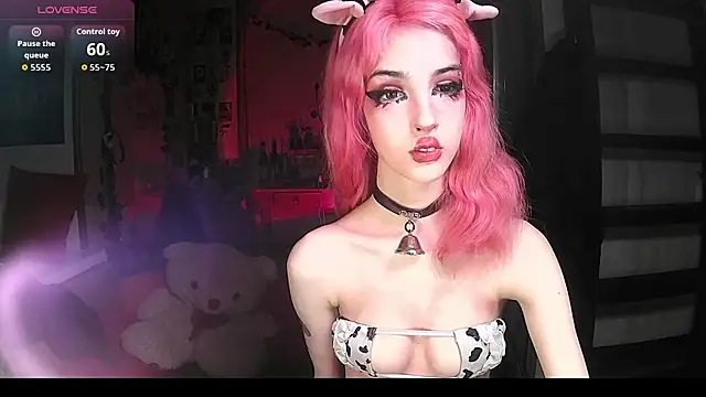 Snapshot of Ink__pleasure chatting on 12, 10, 2025 Ink pleasure online show from 12, 10, 2025