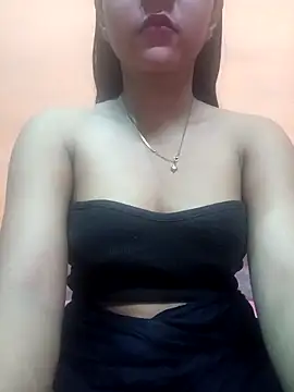 Eisha 20s online show from 9, 3, 2025