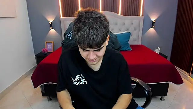 Tommy18   online show from 14, 2, 2026