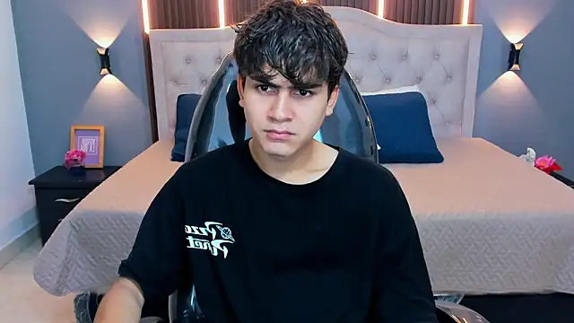 Tommy18   online show from 31, 3, 2026