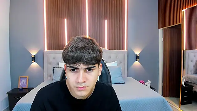 Tommy18   online show from 21, 10, 2025