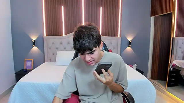 Tommy18   online show from 20, 11, 2025