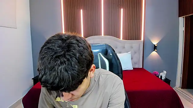 Tommy18   online show from 25, 10, 2025