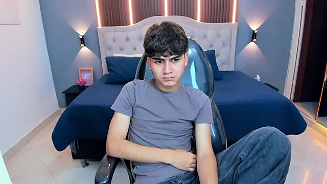 Tommy18   online show from 22, 4, 2026