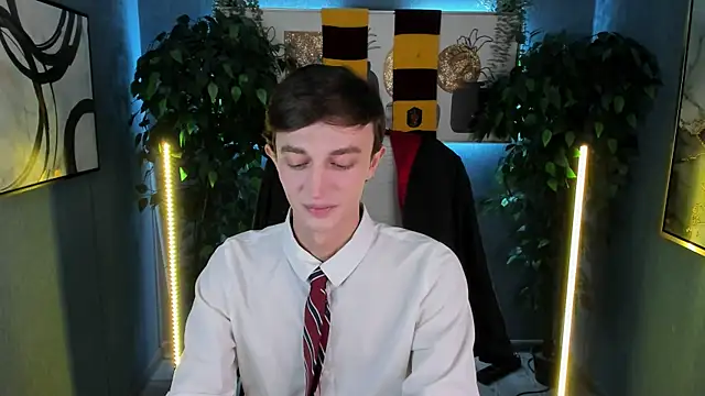 John Weasley online show from 19, 10, 2025