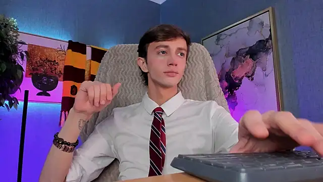 John Weasley online show from 21, 11, 2025