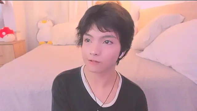 AllanYong18 online show from 11, 2, 2026