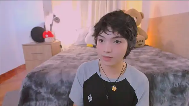 AllanYong18 online show from 15, 3, 2026