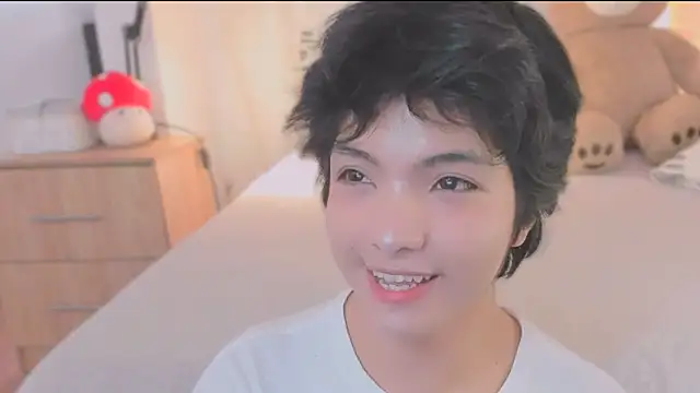 AllanYong18 online show from 21, 2, 2026