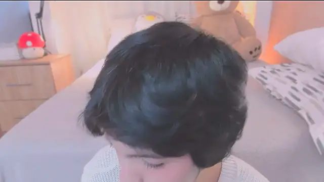 AllanYong18 online show from 27, 2, 2026