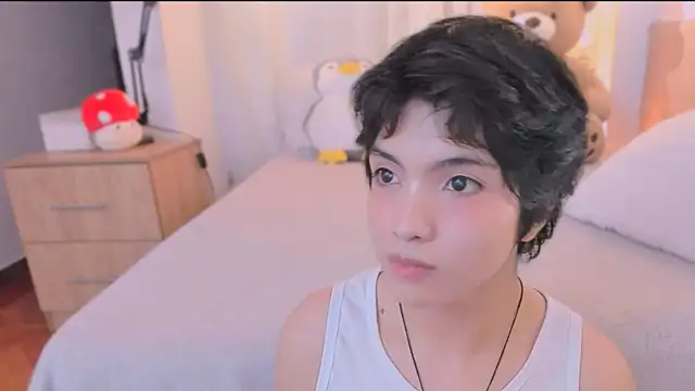 AllanYong18 online show from 5, 3, 2026