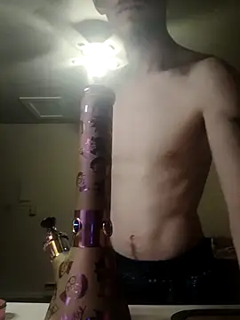 LitHippieBaby420 online show from 2, 2, 2025