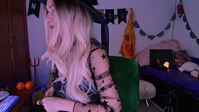 antonelawow online show from 14, 10, 2025