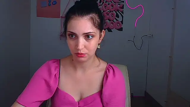 Snapshot of Amalia_amor chatting on 3, 7, 2026 Amalia amor online show from 3, 7, 2026