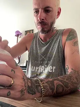 xtrppyx online show from 22, 9, 2025