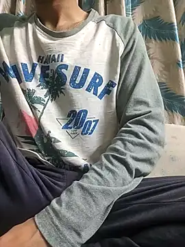 TOPMOON001 online show from 3, 2, 2026