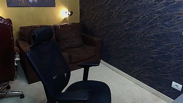 AdamJamesonn online show from 30, 6, 2026