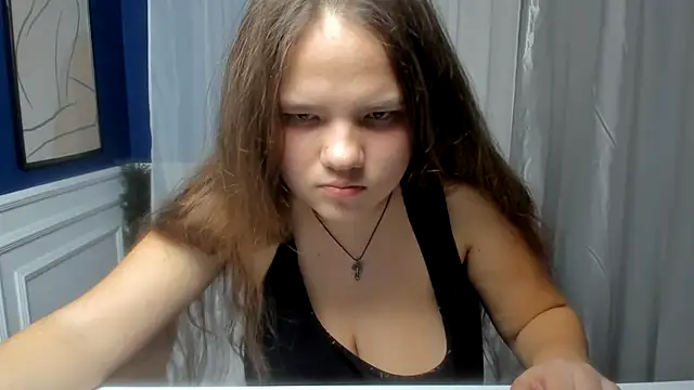 AdeleCruz online show from 18, 3, 2026