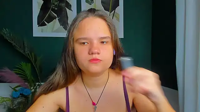 AdeleCruz online show from 12, 4, 2026