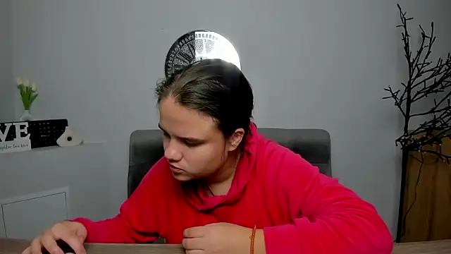 AdeleCruz online show from 16, 11, 2025