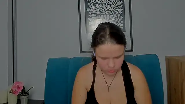 AdeleCruz online show from 16, 2, 2026