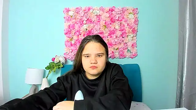 AdeleCruz online show from 24, 2, 2025