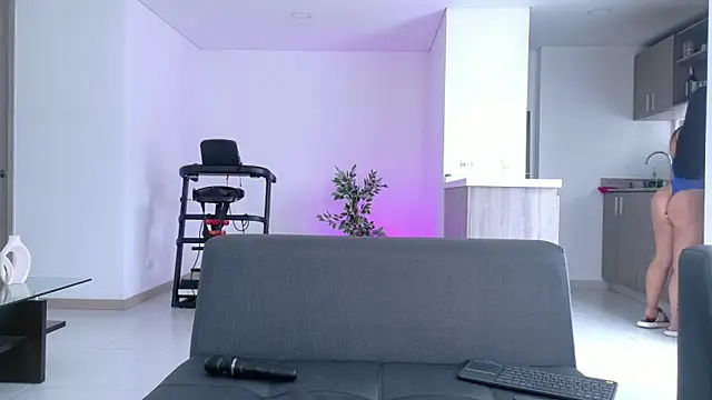 Karla Hudsson online show from 29, 10, 2025