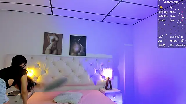 kathy bakerr online show from 8, 11, 2025