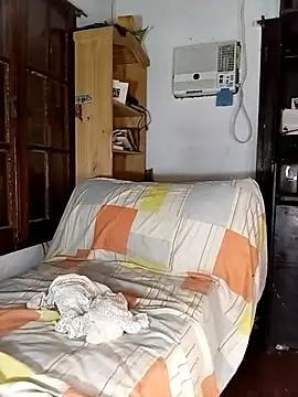 Snapshot of Chanell_19_ok chatting on 11, 11, 2025 Chanell 19 ok online show from 11, 11, 2025