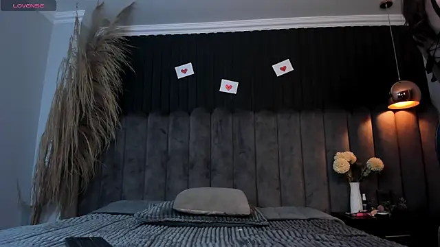 chelsea bolton  online show from 18, 2, 2026