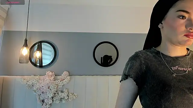 chelsea bolton  online show from 19, 3, 2026