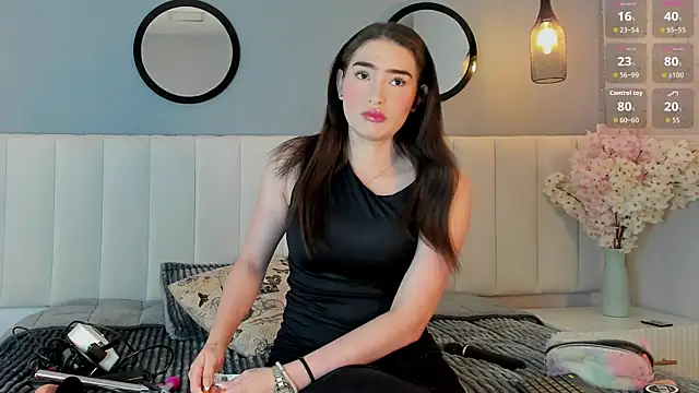 chelsea bolton  online show from 5, 2, 2026