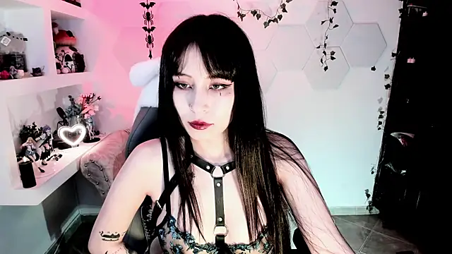 Snapshot of Effy_Devalk chatting on 3, 3, 2025 Effy Devalk online show from 3, 3, 2025