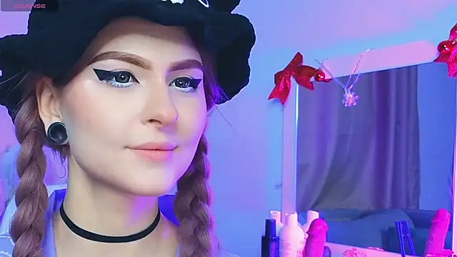 Emily  Mooree online show from 26, 1, 2025