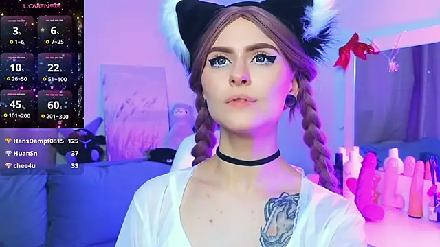 Emily  Mooree online show from 24, 1, 2025