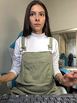 Aleska Miami online show from 2, 3, 2026