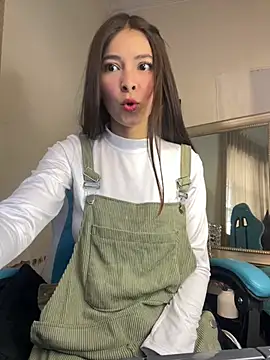 Aleska Miami online show from 4, 2, 2026