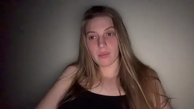 Snapshot of Ella-82 chatting on 25, 2, 2025 Ella-82 online show from 25, 2, 2025
