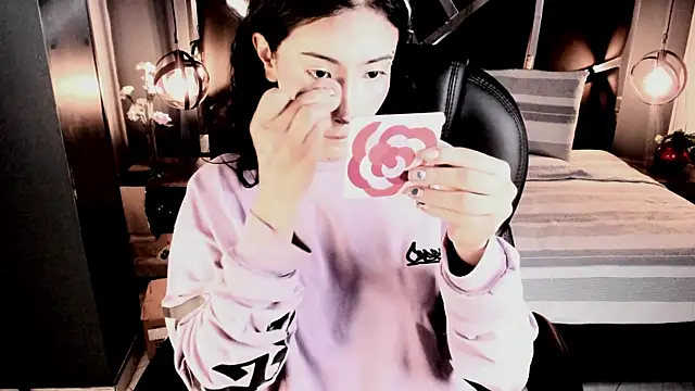 vaiolethsan   online show from 20, 12, 2025