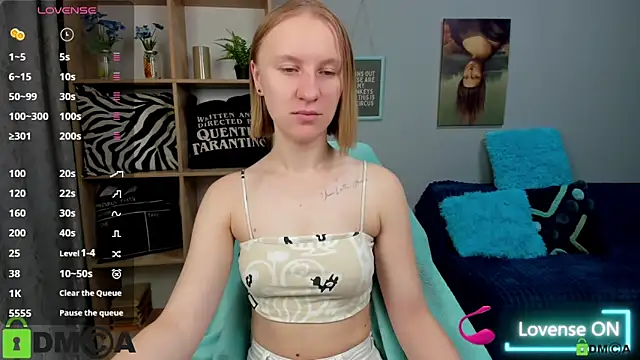 Snapshot of BeautyBlondy chatting on 9, 10, 2025 BeautyBlondy online show from 9, 10, 2025