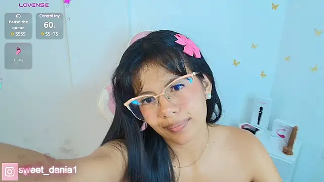 sweet dania  online show from 10, 2, 2025