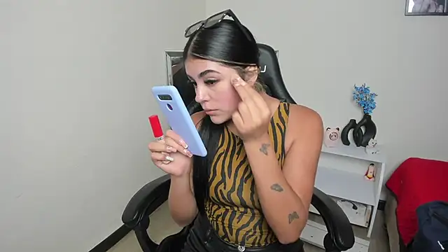 Snapshot of Sara_willow chatting on 18, 1, 2025 Sara willow online show from 18, 1, 2025