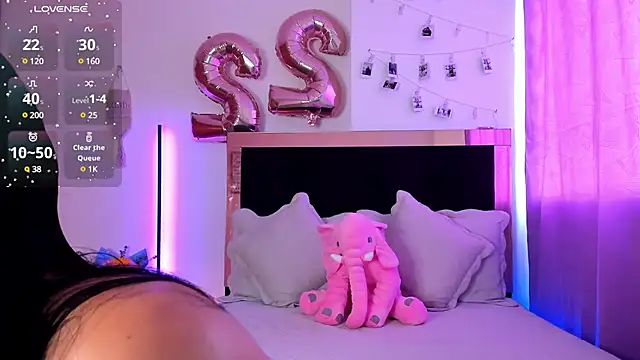 Snapshot of Carorosse chatting on 14, 2, 2025 Carorosse online show from 14, 2, 2025