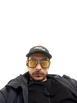 Snapshot of tony-camargo chatting on 10, 1, 2025 tony-camargo online show from 10, 1, 2025