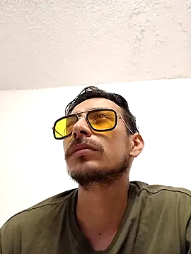 Snapshot of tony-camargo chatting on 13, 1, 2025 tony-camargo online show from 13, 1, 2025