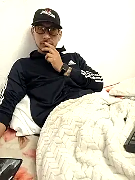 Snapshot of tony-camargo chatting on 20, 10, 2025 tony-camargo online show from 20, 10, 2025