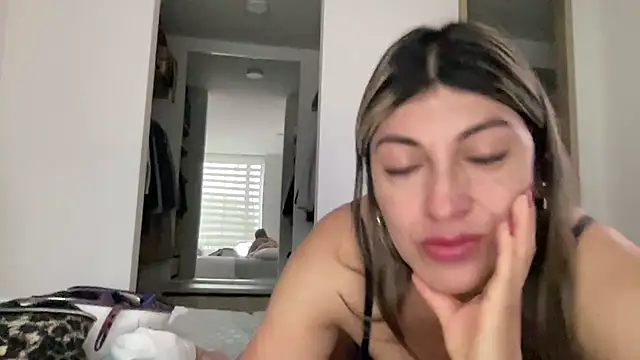 Snapshot of LunaBeya chatting on 18, 7, 2026 LunaBeya online show from 18, 7, 2026